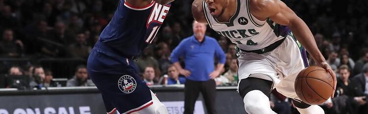  米德尔顿压哨跳投雄鹿一分险胜篮网