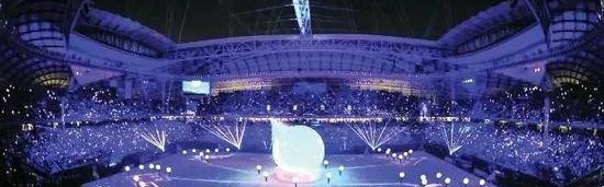  沃尔夫斯堡主场灯光故障延期比赛  