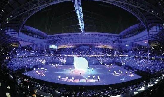  沃尔夫斯堡主场灯光故障延期比赛  