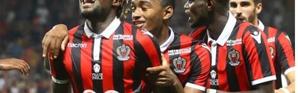  斯特拉斯堡vs尼斯爆发大规模冲突，多人染红被罚下  