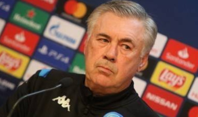  那不勒斯主帅下课，助教暂代帅位  