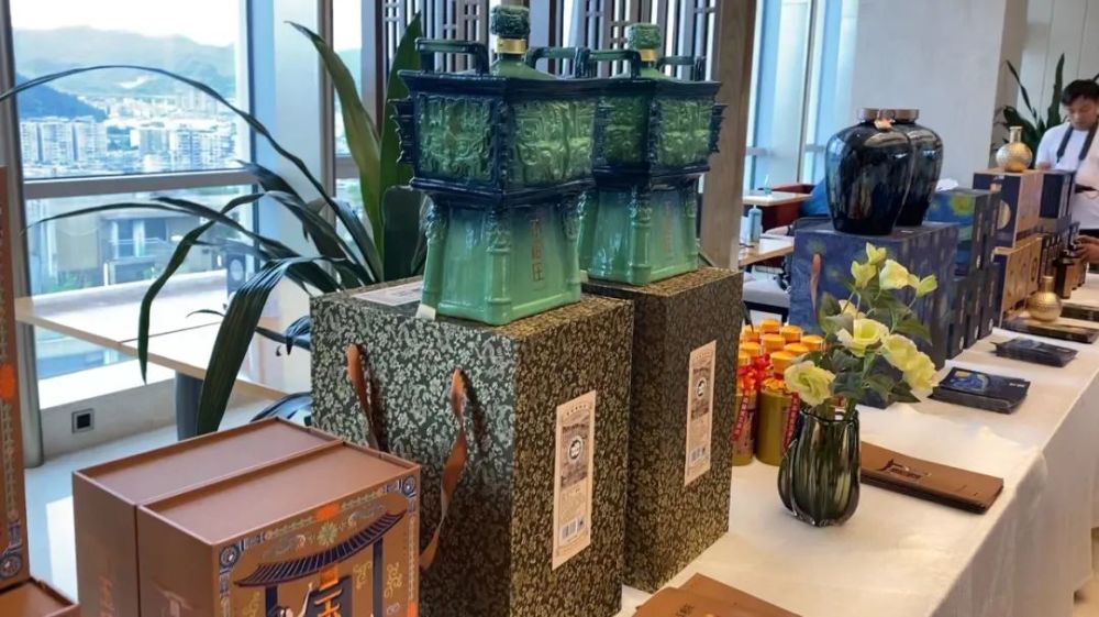  拜仁官方宣布续约萨内，五年长约锁定核心  